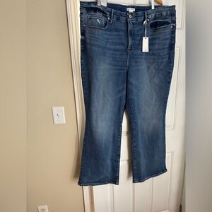 Good American “Good Petite Bootcut”NWT Jeans
